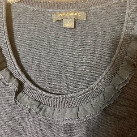 Banana Republic Cotton Ruffle Neck Short Sleeve Sweater Navy Size Small Preppy - Picture 3 of 9